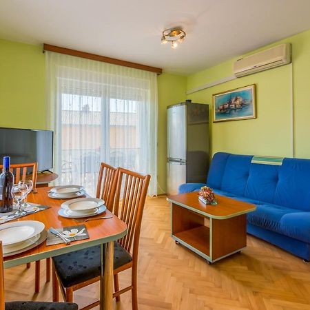 Apartmani Ilicevic Цриквеница Экстерьер фото