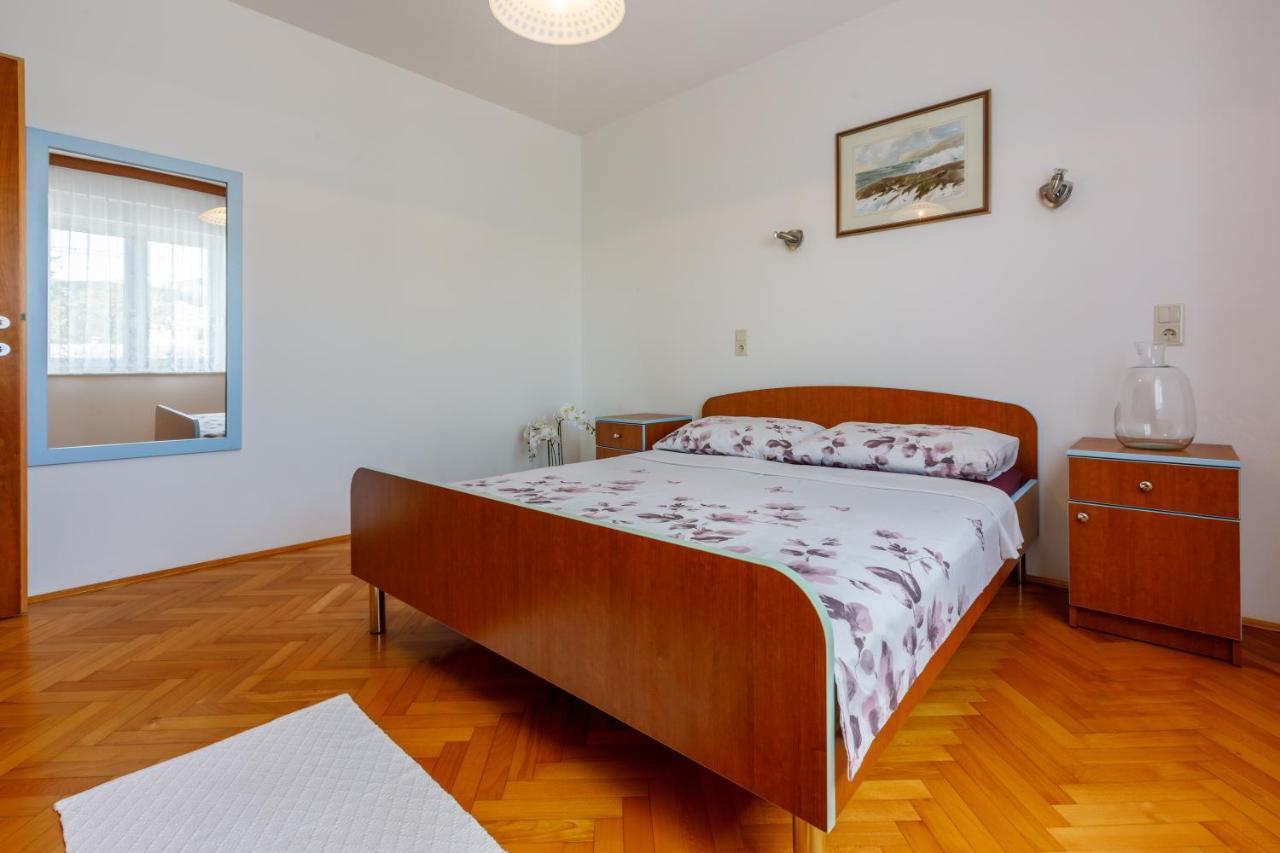 Apartmani Ilicevic Цриквеница Экстерьер фото